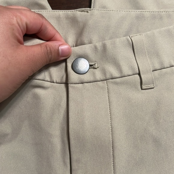 Lululemon men kaki pants - Picture 5 of 9